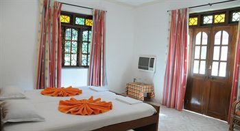 D'Souza'S Holiday Homes Candolim Buitenkant foto