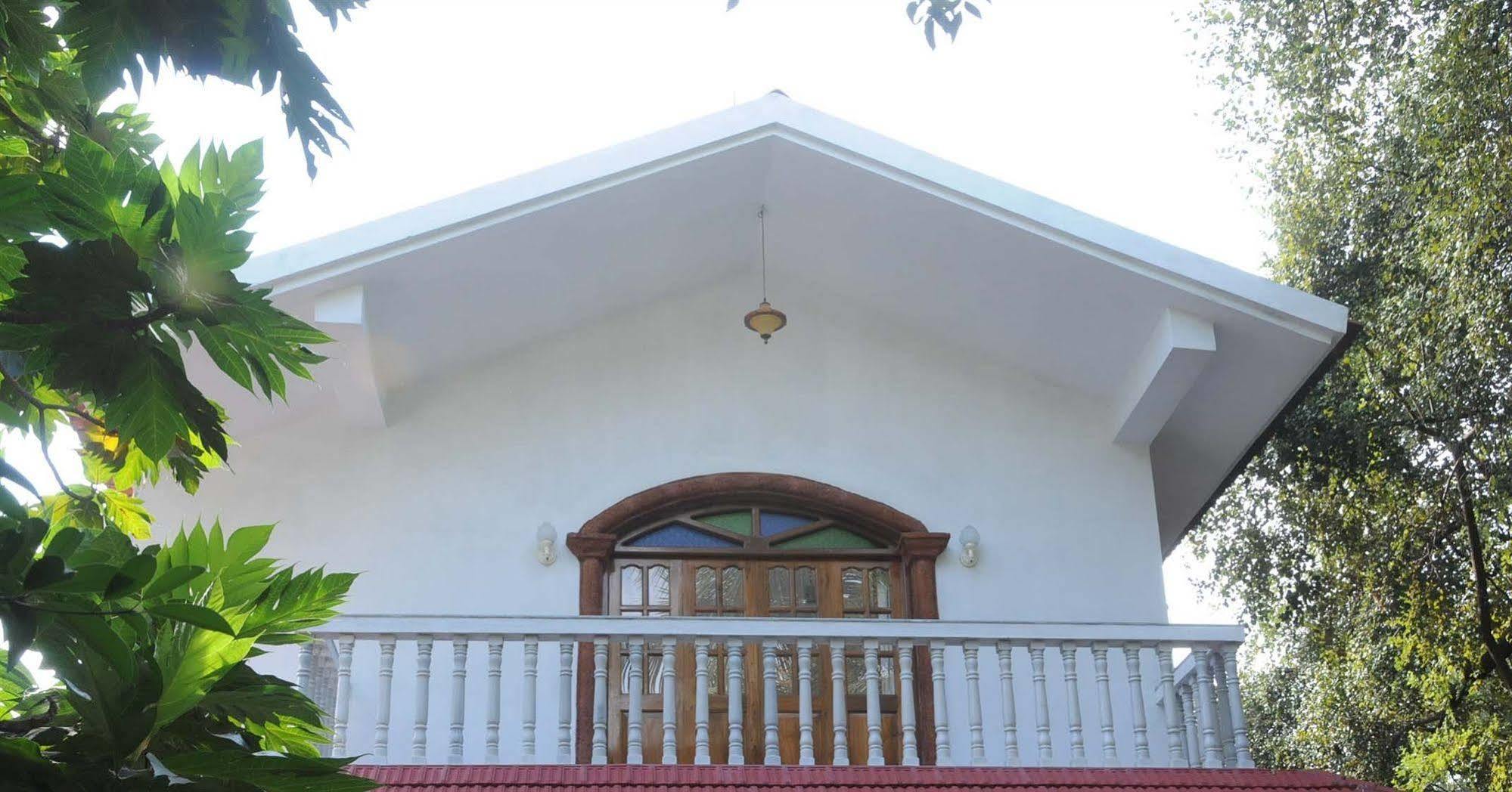 D'Souza'S Holiday Homes Candolim Buitenkant foto